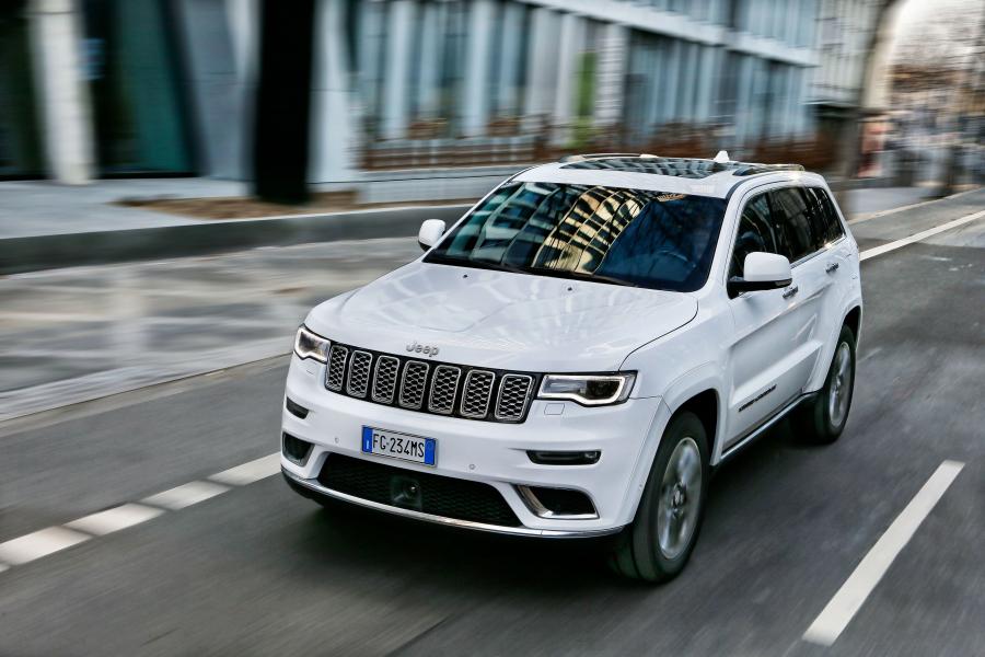  Jeep Grand Cherokee Summit 2016 года  (WW) (фото 7 из 28)